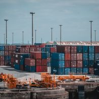 Mzda skladového pracovníka v Německu: Jak vydělávat v logistice v roce 2026