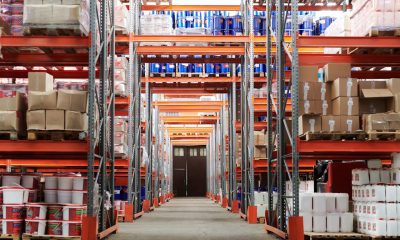 Mzda skladového pracovníka v Nizozemí: Kolik můžete vydělat v logistice v roce 2026