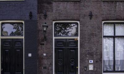 Encuentre Trabajo Remunerado en el Extranjero con Alojamiento y Transporte