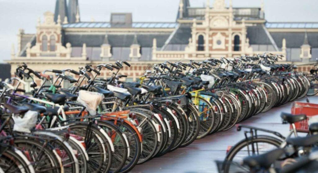 Parcheggio Per Biciclette