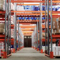Stipendio di un operatore di magazzino nei Paesi Bassi: quanto si guadagna nella logistica nel 2026