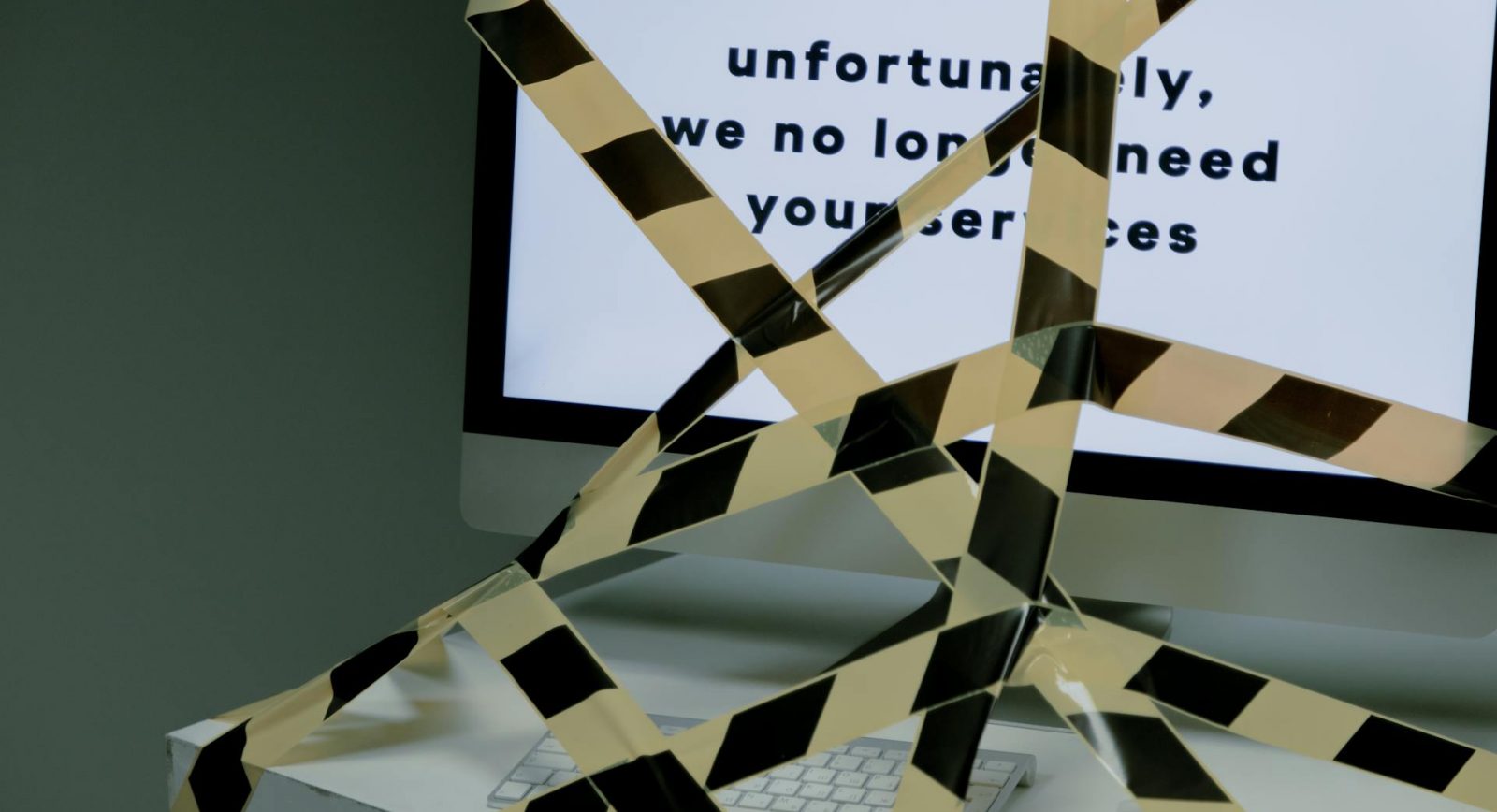 Susidūrimas su Faktu: Atleidimas Nyderlanduose