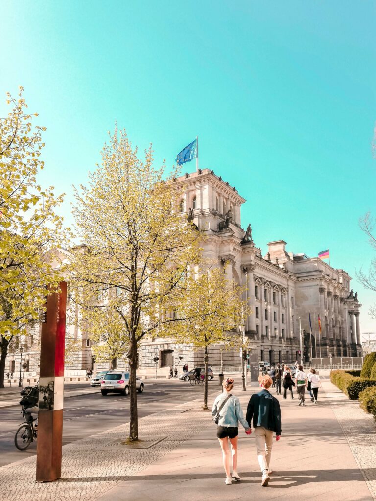 find-work-in-germany-with-accommodation