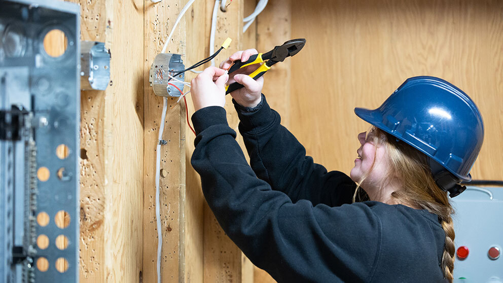 electrician salary in germany