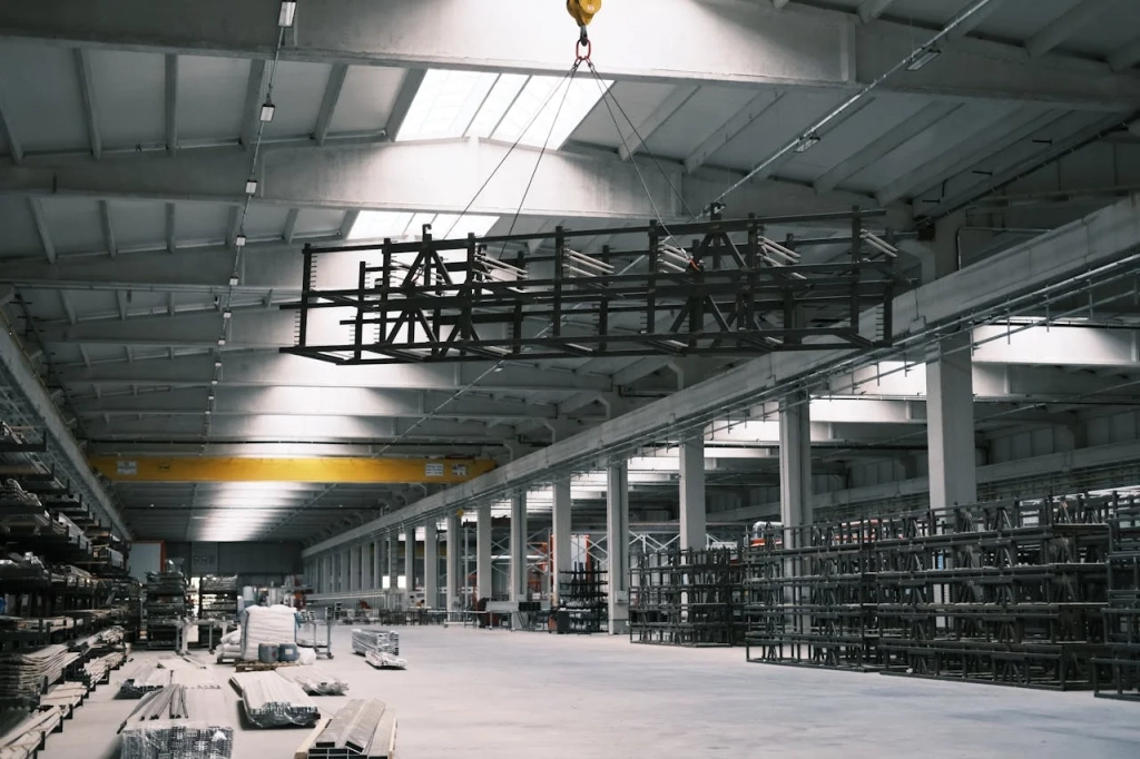 Large Industrial Warehouse With Overhead Crane